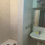 Centre *